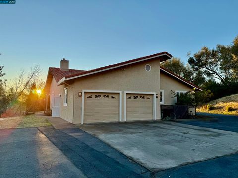 A home in Sutter Creek