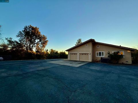 A home in Sutter Creek