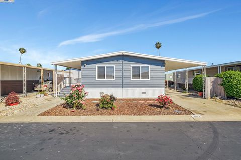 409 Fiji Circle, Union City, CA 94587 - MLS#: 41098823