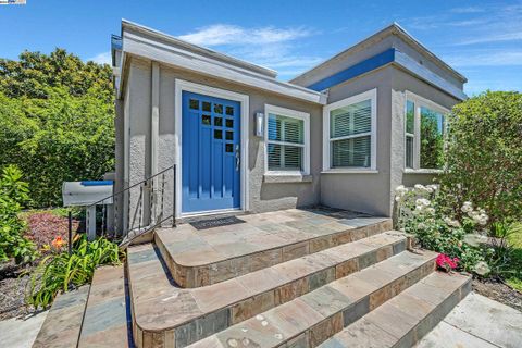 A home in San Leandro