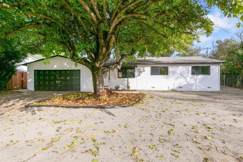 Photo of 7748 Wachtel Way, Orangevale, CA 95662 (MLS # ML82029890)