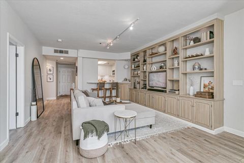 411 Park Avenue Unit 106, San Jose, CA 95110 - MLS#: ML81995956