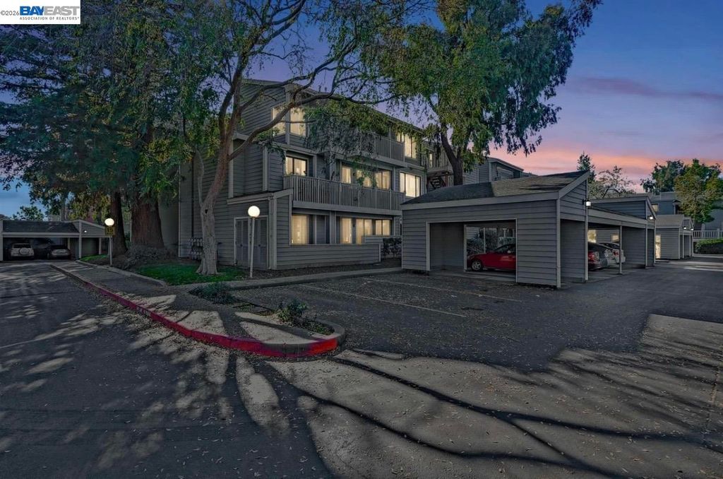 Photo of 3550 Buttonwood Ter #111, Fremont, CA 94536 (MLS # 41129214)