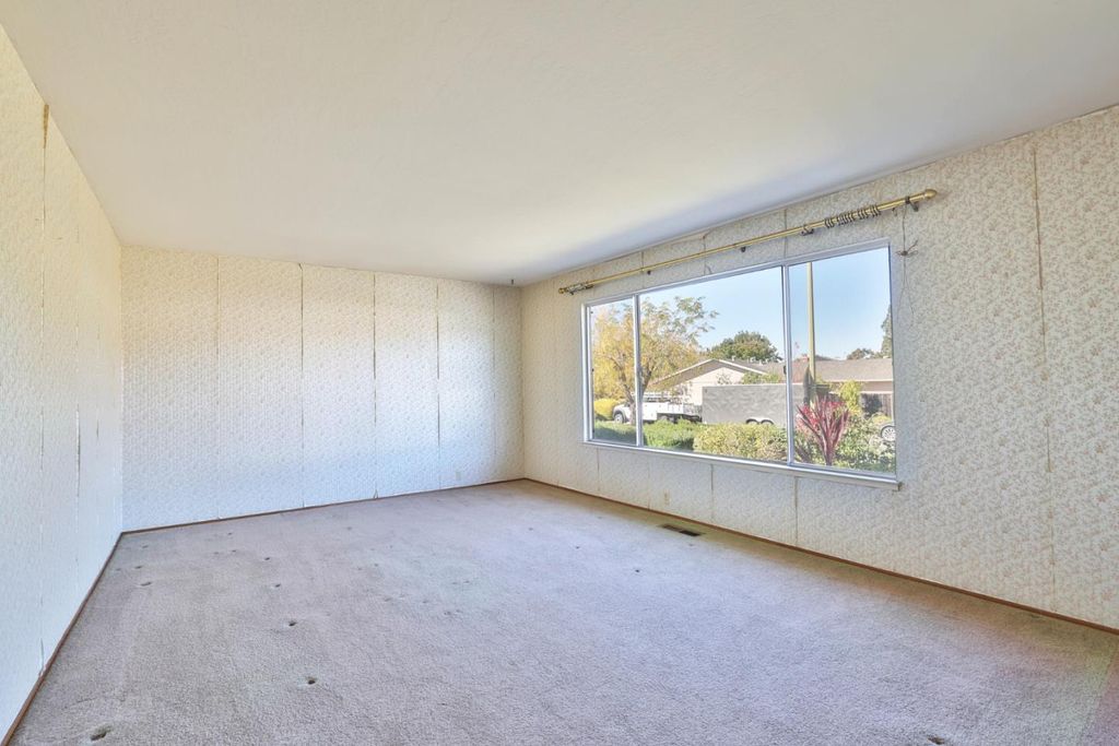 Photo of 6871 Tunbridge Way, San Jose, CA 95120 (MLS # ML82026105)