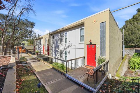 Photo of 651 Moraga Rd #12, Moraga, CA 94556 (MLS # 41124099)