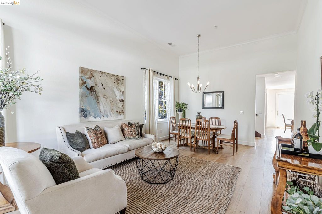 Photo of 104 Seacliff Court, Richmond, CA 94801 (MLS # 41126948)