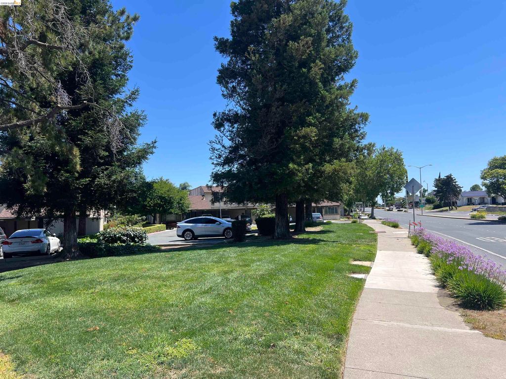 Photo of 2603 Hampton Ln, Antioch, CA 94509 (MLS # 41135268)