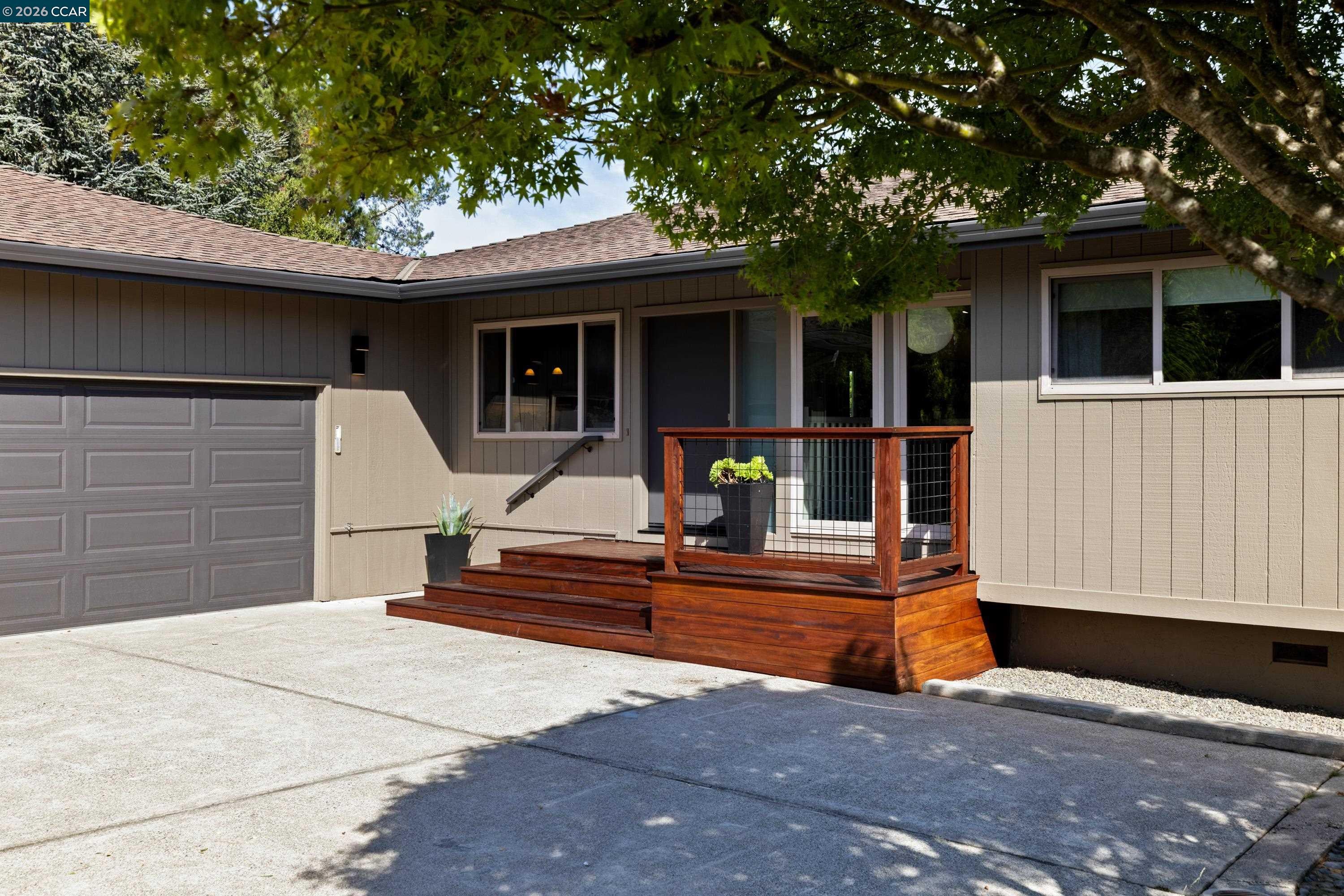 158 Fairfield Pl