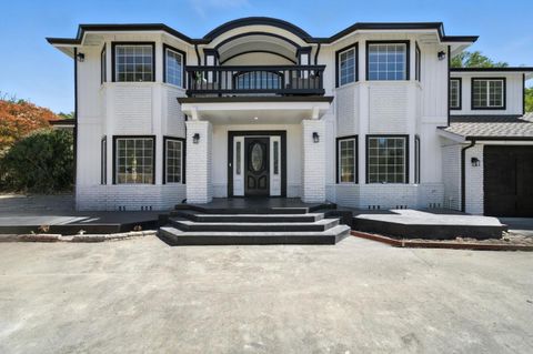 Photo of 6650 Johnston Road, Pleasanton, CA 94588 (MLS # ML82032197)