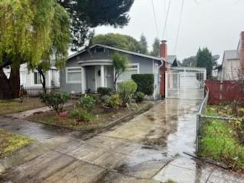 A home in San Leandro