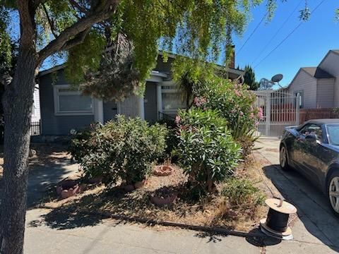 A home in San Leandro