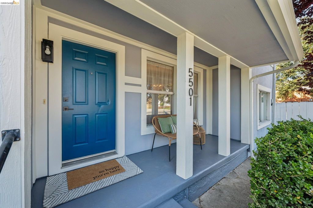 Photo of 5501 Mcbryde Ave, Richmond, CA 94805 (MLS # 41135417)