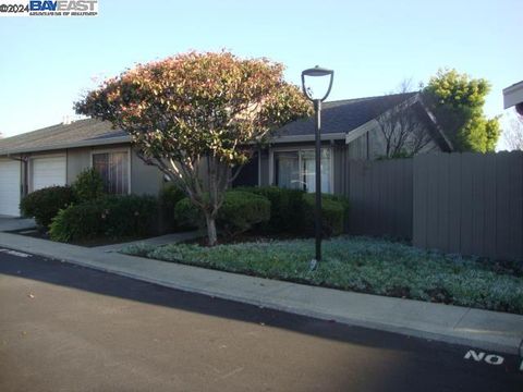 A home in San Leandro