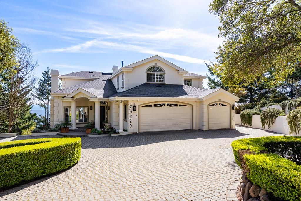 Photo of 25220 Quail Ridge Road, Los Gatos, CA 95033 (MLS # ML82038415)