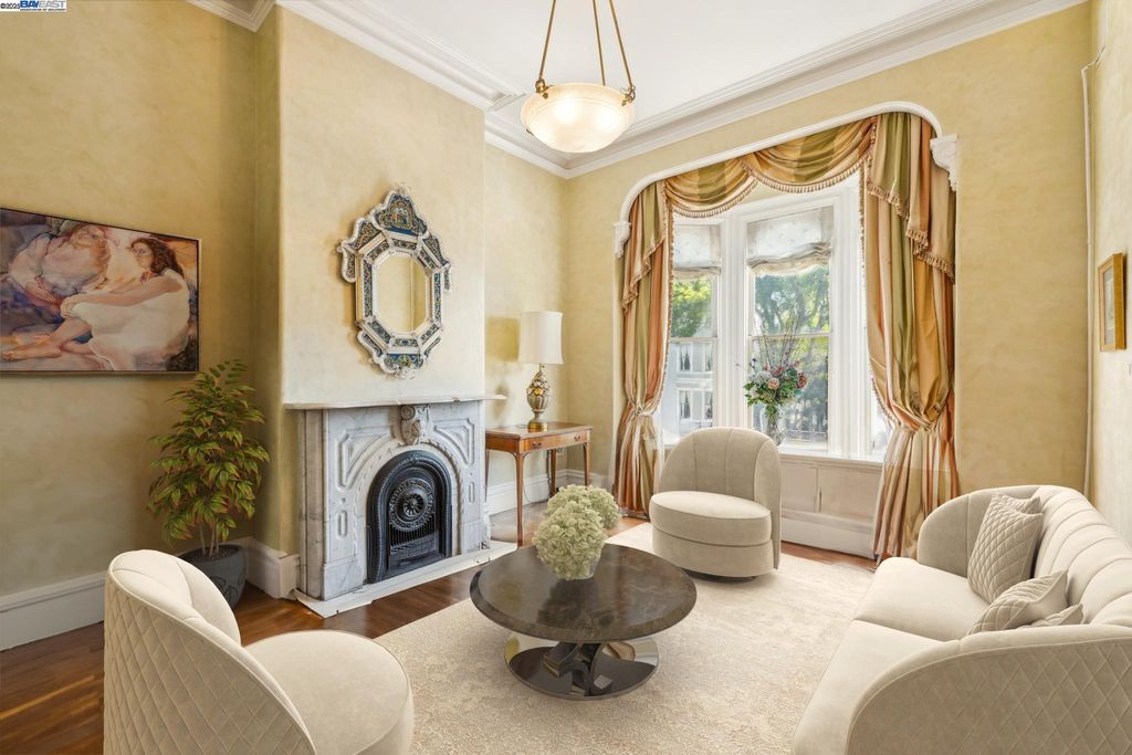 Photo of 2070 Bush St, San Francisco, CA 94115 (MLS # 41116197)