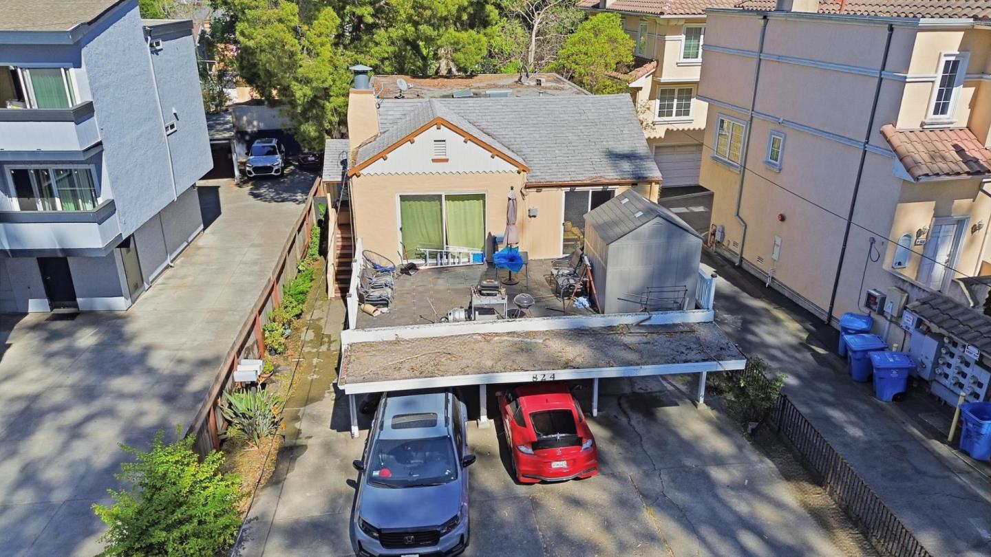 Photo 1 of 17 — 824 El Camino Real, Burlingame, CA 94010