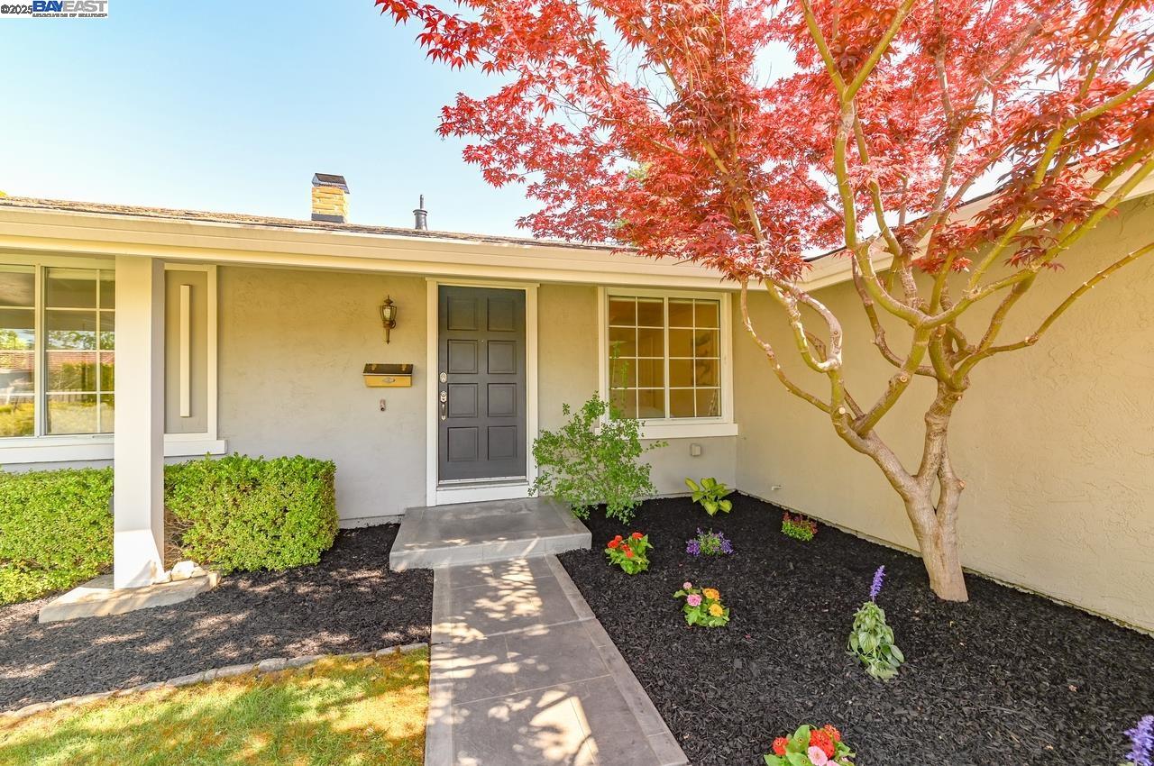 2459 Lexington Pl