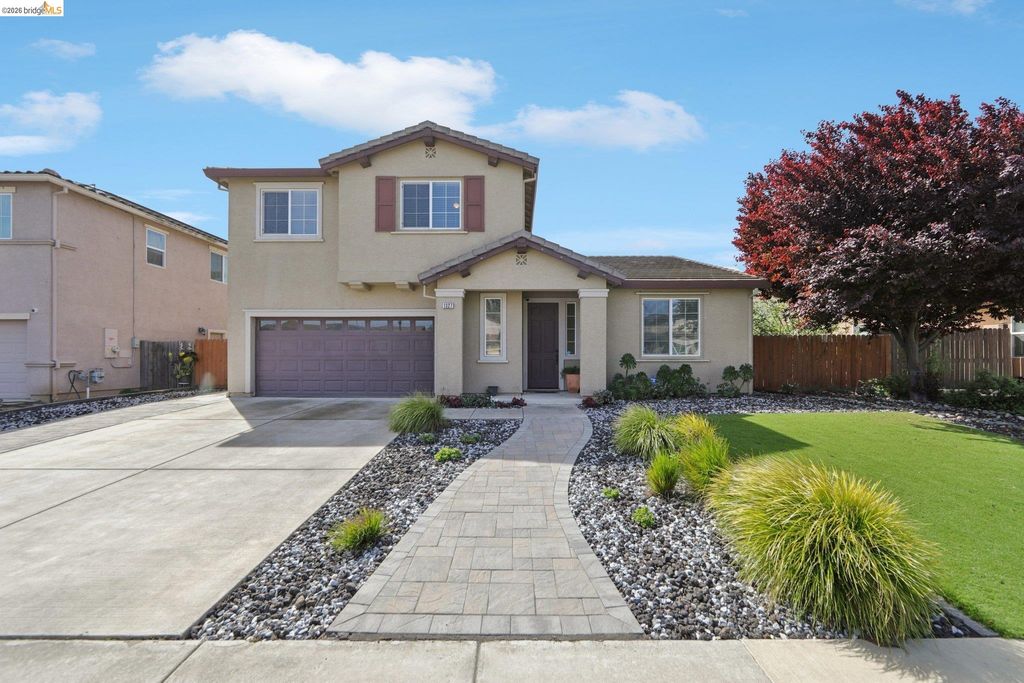 Photo of 1327 Tuolumne Way, Oakley, CA 94561 (MLS # 41134820)