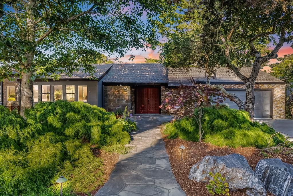 Photo of 315 Camino Al Barranco, Watsonville, CA 95076 (MLS # ML82048191)