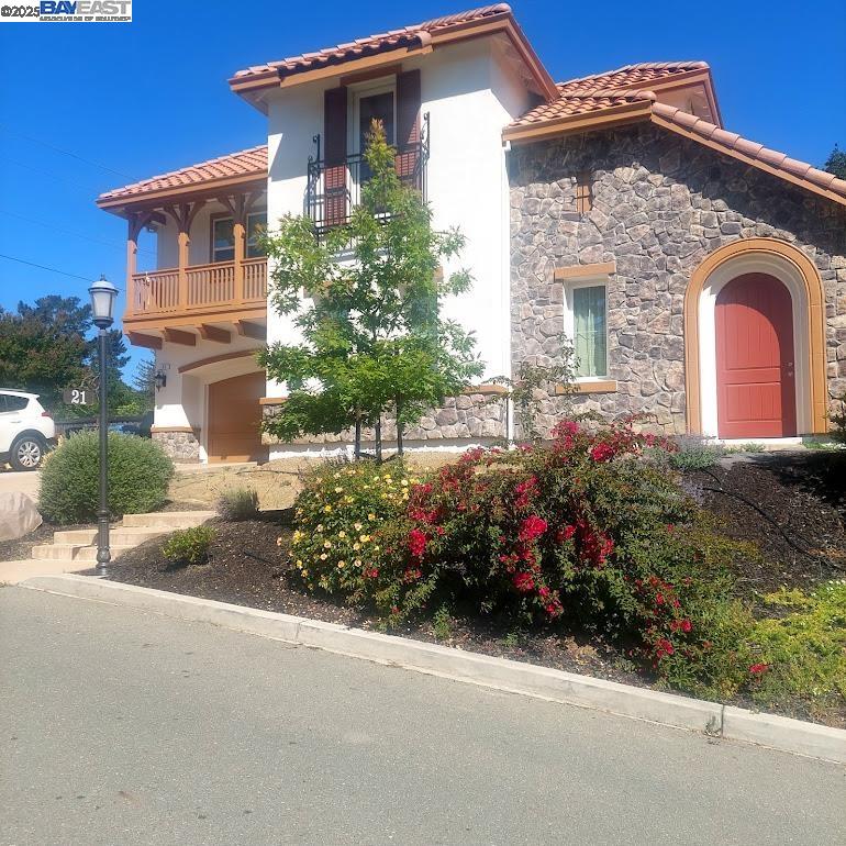 Listing image 1