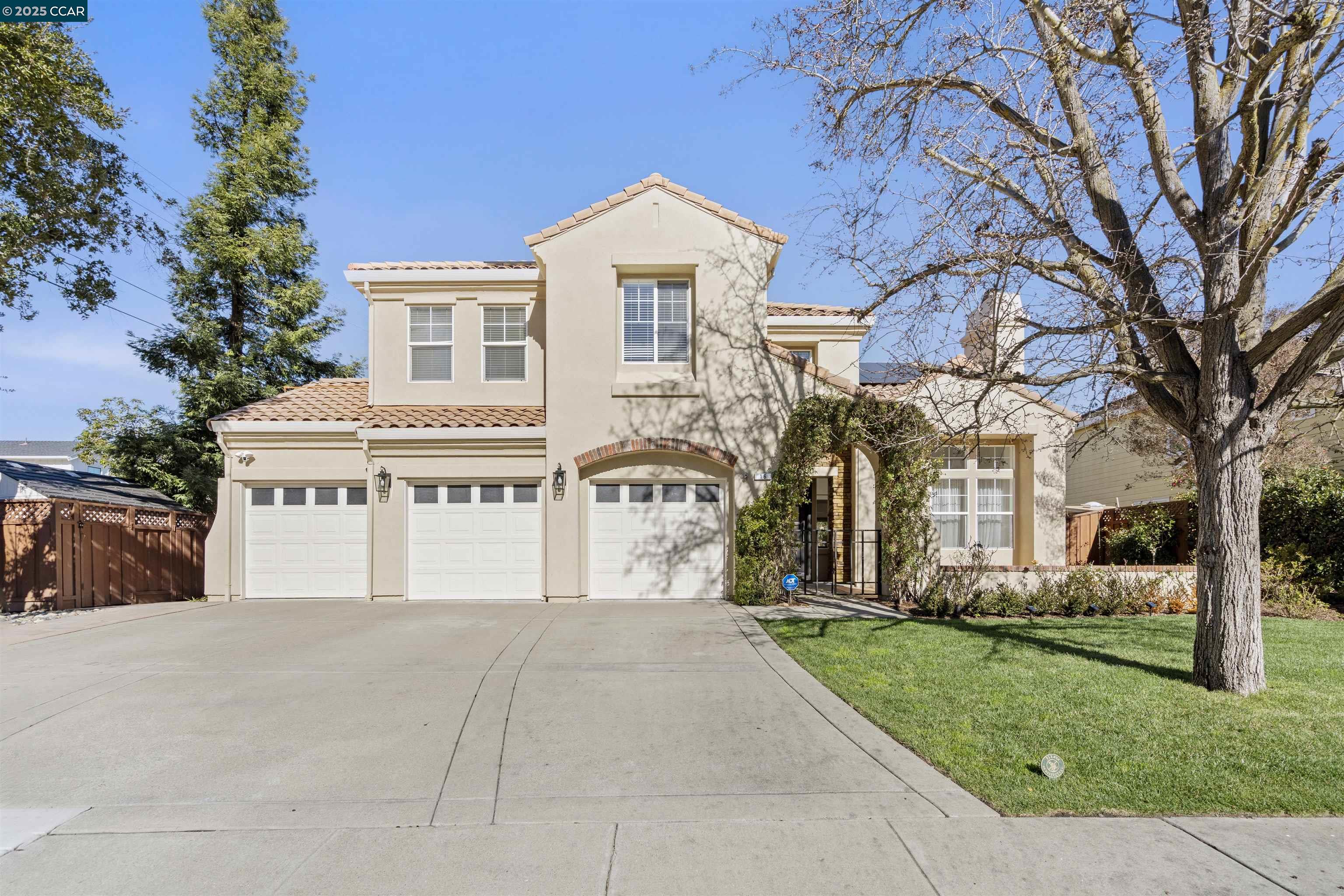16 Fieldstone Dr