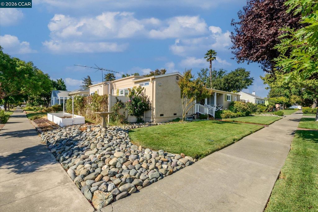 Photo of 1201 Missouri St, Fairfield, CA 94533 (MLS # 41129200)