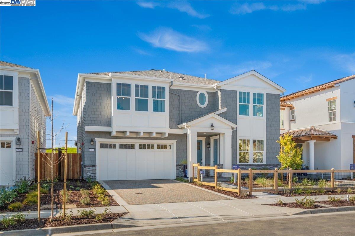 32633 Singh Circle