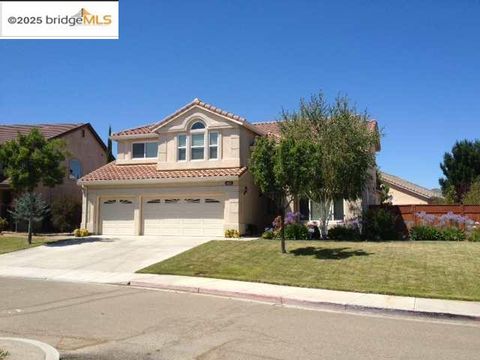 Photo of 505 Eagleridge Ct, Antioch, CA 94509 (MLS # 41119546)
