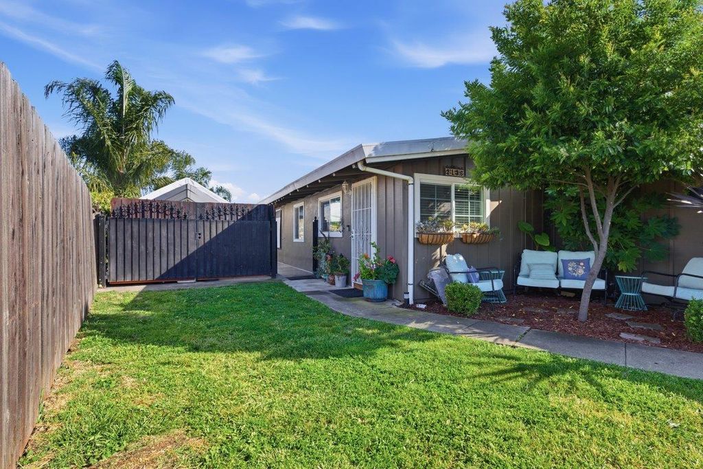 Photo of 2136 Panama Street, Hayward, CA 94545 (MLS # ML82048074)