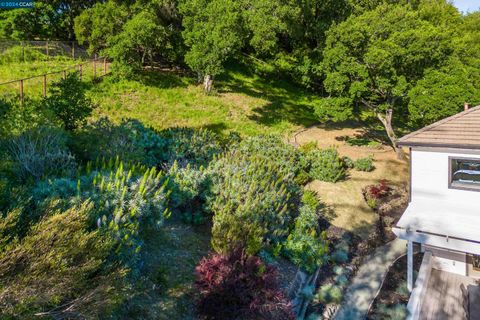 A home in Orinda