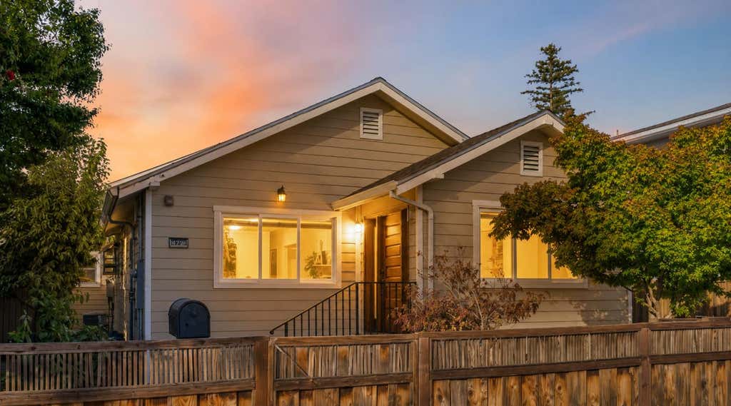 Photo of 1305 Maple Street, San Mateo, CA 94402 (MLS # ML82055548)