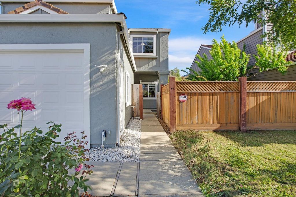 Photo of 1261 Quail Creek Circle, San Jose, CA 95120 (MLS # ML82023475)