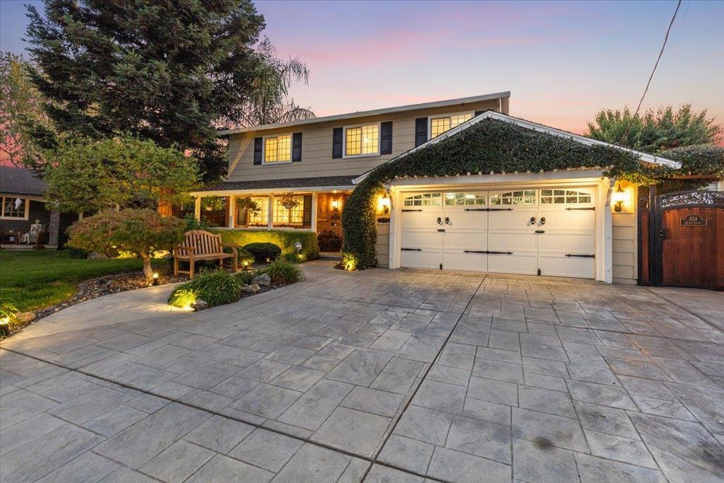 Photo of 434 Devon Court, San Ramon, CA 94583 (MLS # ML82025943)