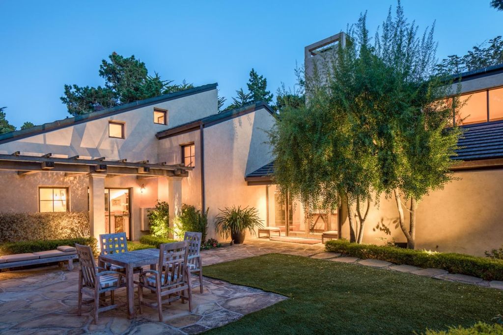 Photo of 1433 Lisbon Lane, Pebble Beach, CA 93953 (MLS # ML82030301)