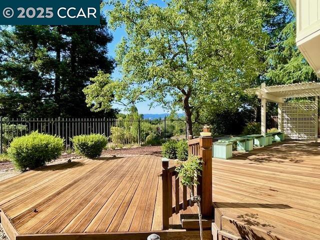 San Ramon, California 94582, United States, 4 Bedrooms Bedrooms, ,3 BathroomsBathrooms,Residential,Active,175517