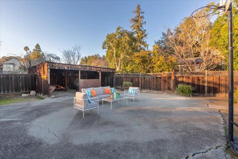 A home in Menlo Park