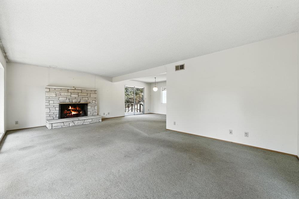 Los Altos Hills, California 94022, United States, 4 Bedrooms Bedrooms, ,3 BathroomsBathrooms,Residential,Active,186799