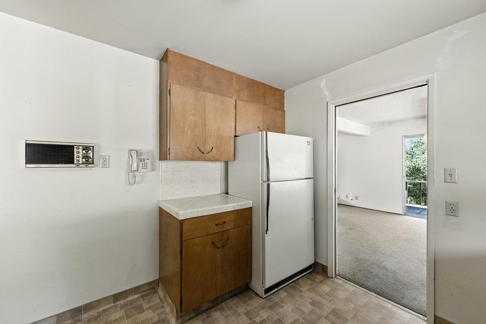 Los Altos Hills, California 94022, United States, 4 Bedrooms Bedrooms, ,3 BathroomsBathrooms,Residential,Active,186799