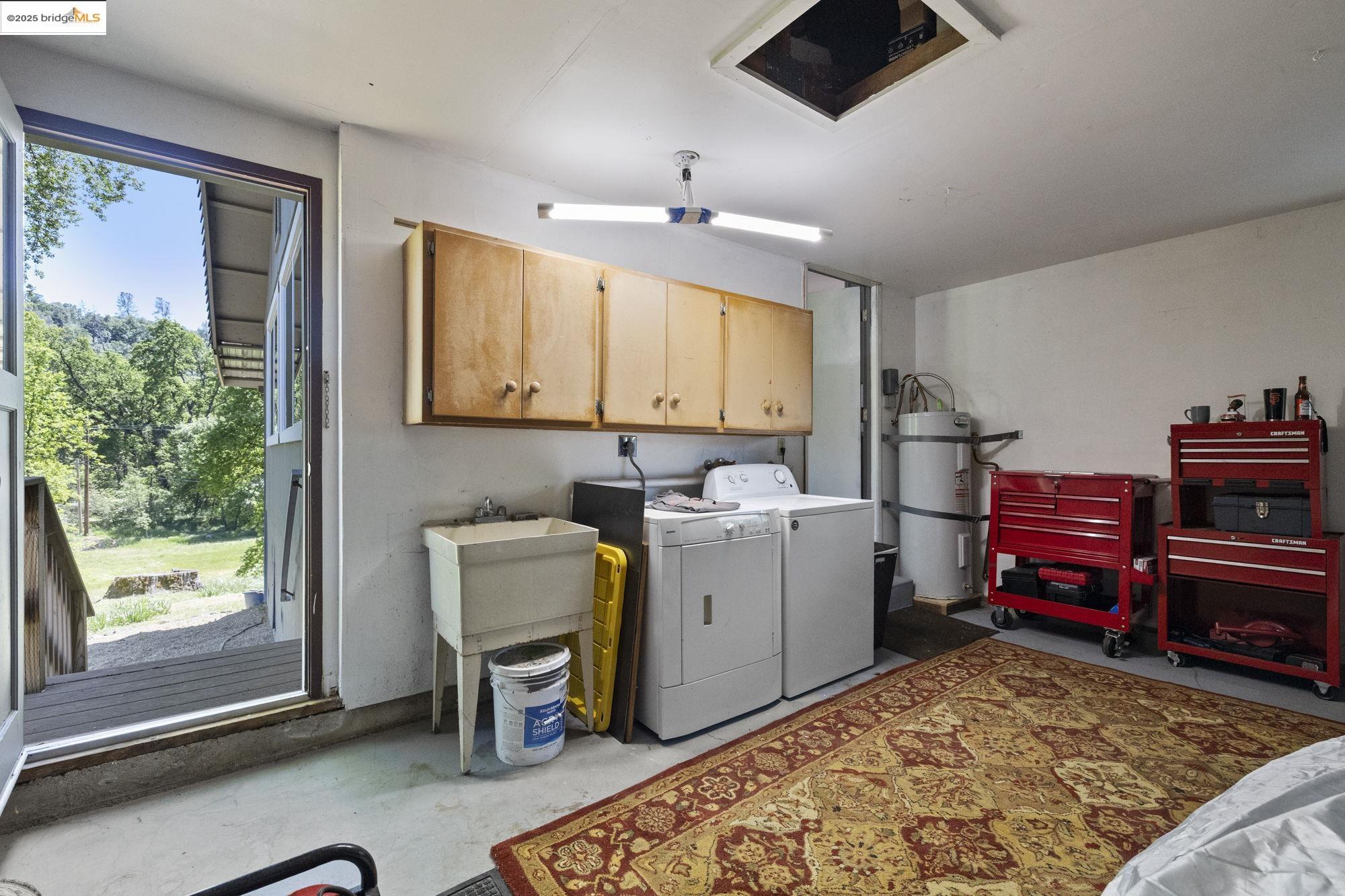 Sonora, California 95370, United States, 3 Bedrooms Bedrooms, ,2 BathroomsBathrooms,Residential,Contingent,125522