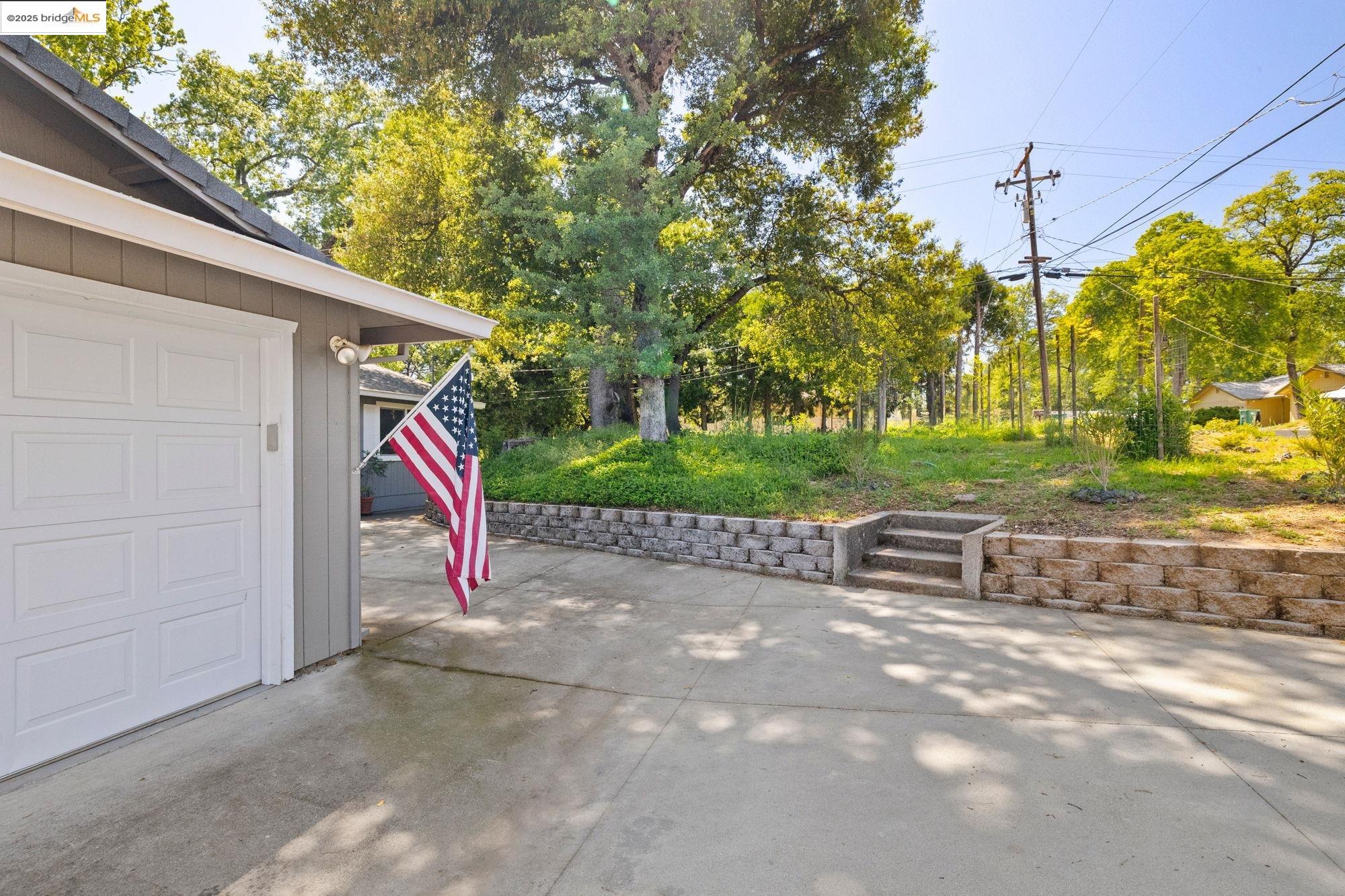 Sonora, California 95370, United States, 3 Bedrooms Bedrooms, ,2 BathroomsBathrooms,Residential,Contingent,125522