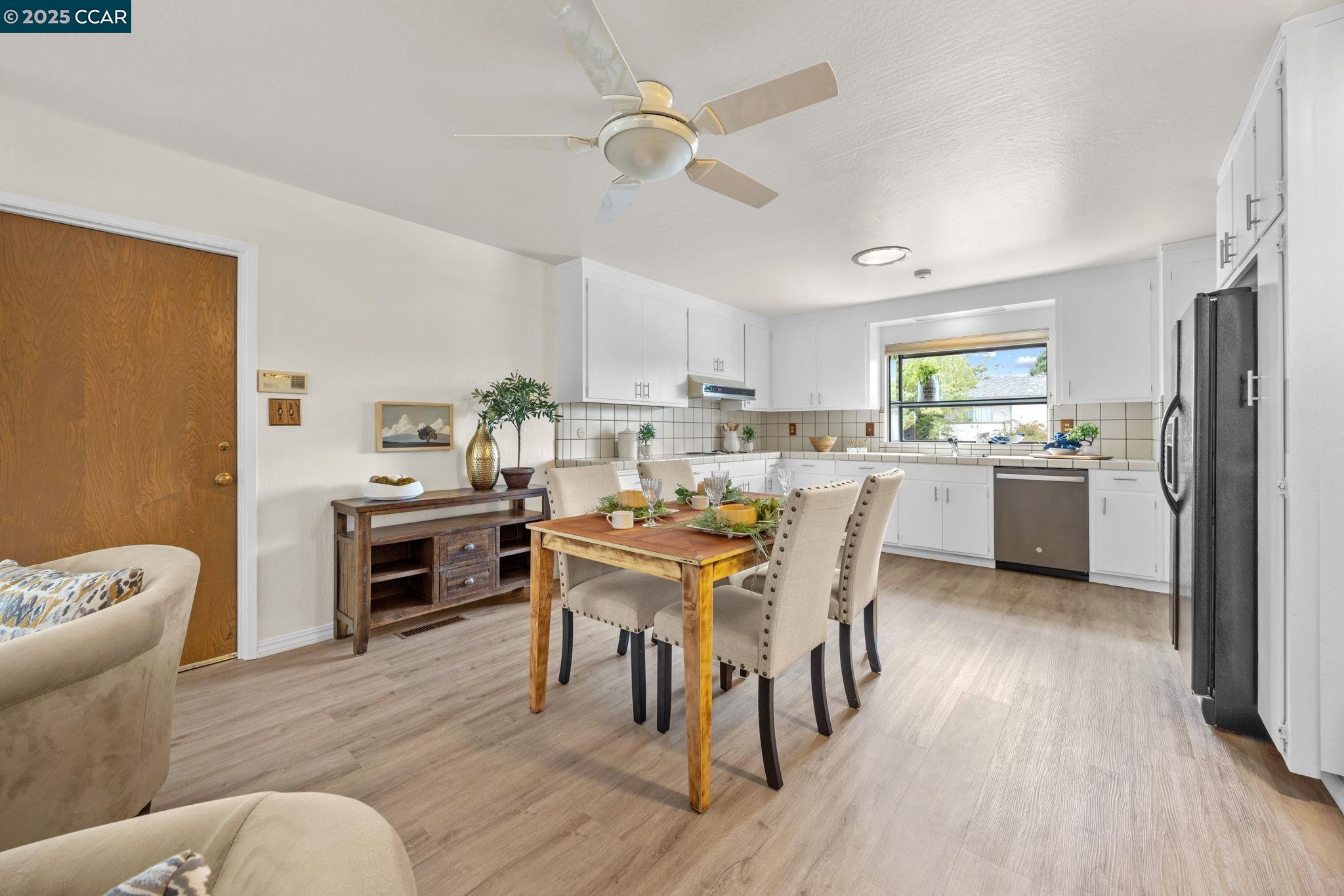 Richmond, California 94803, United States, 3 Bedrooms Bedrooms, ,2 BathroomsBathrooms,Residential,Active,220443