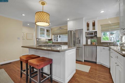 Photo of 4504 Muirwood Drive, Pleasanton, CA 94588 (MLS # 41115587)