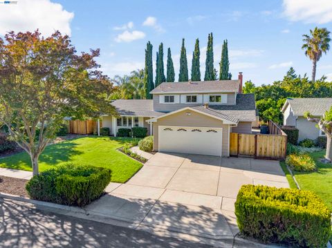 Photo of 5895 Black Ave, Pleasanton, CA 94566 (MLS # 41134360)