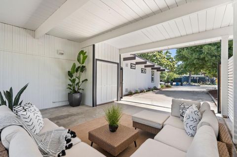 A home in Palo Alto