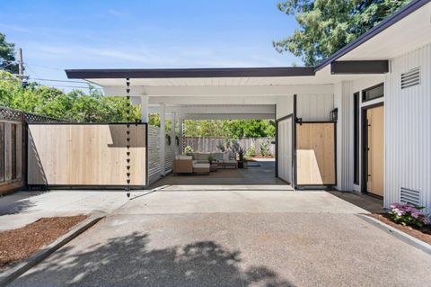 A home in Palo Alto