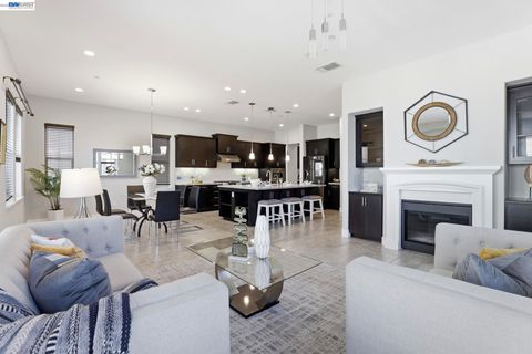 Photo of 1380 Brookline Loop, Pleasanton, CA 94566 (MLS # 41128781)