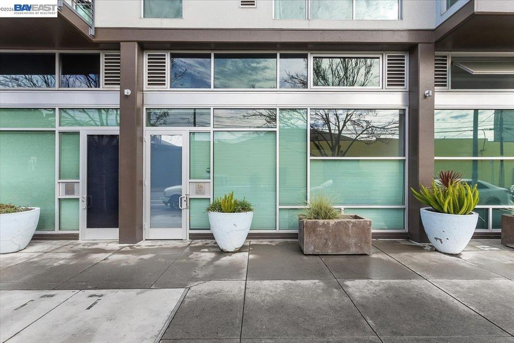 Photo of 226 2Nd St #G2, Oakland, CA 94607 (MLS # 41127149)