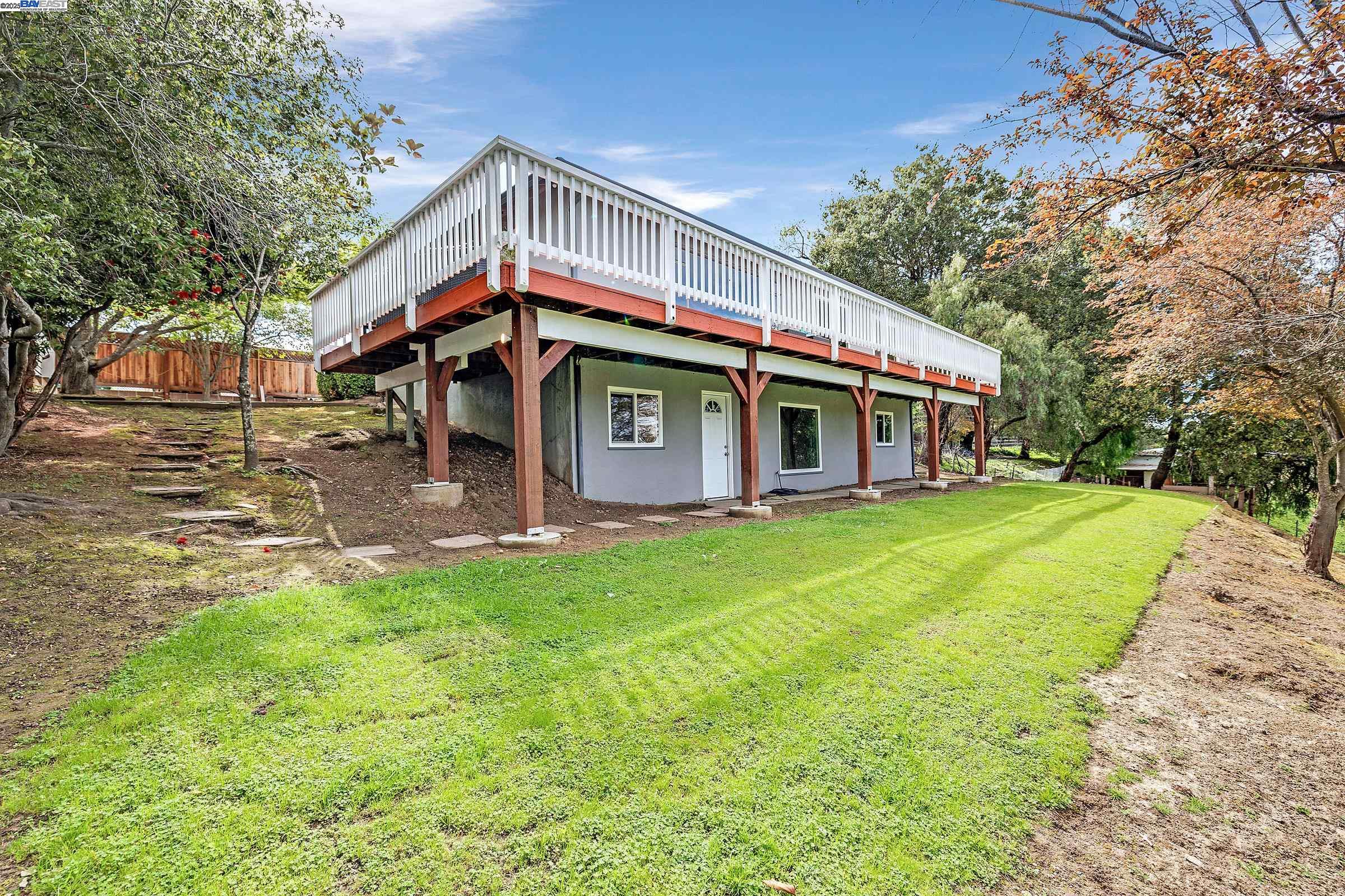 24037 Wilcox Ln