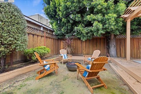 A home in San Leandro