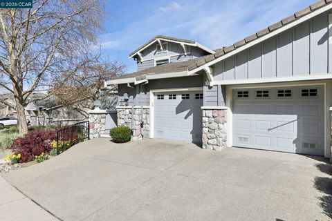 Photo of 2844 Saklan Indian Dr, Walnut Creek, CA 94595 (MLS # 41125537)